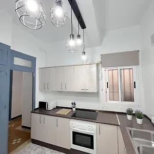 https://apartamento-amplio-con-encanto.es-andalucia.com